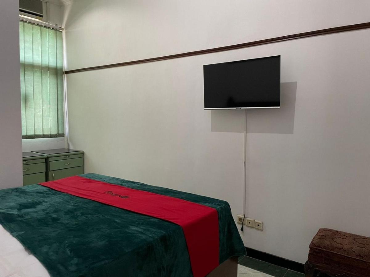 Reddoorz Syariah @ Karang Pilang Ξενοδοχείο Karangpilang Εξωτερικό φωτογραφία